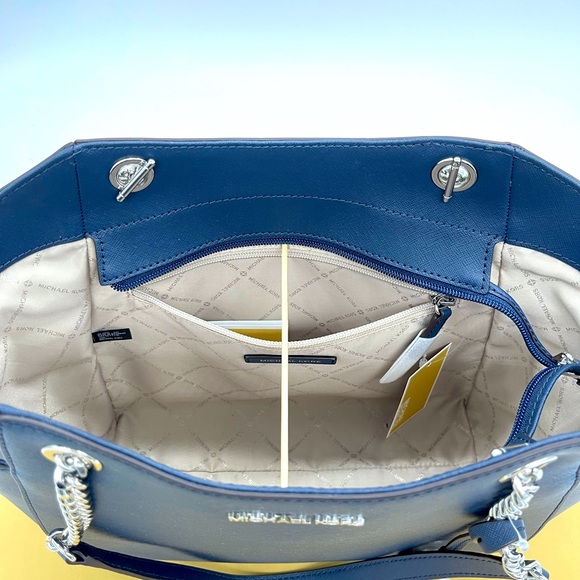 Michael Kors Large Chain Shoulder Tote Bag Navy - Picture 5 of 9